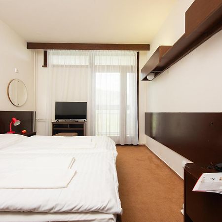 Hotel Sorea Marmot Dubrava Екстер'єр фото